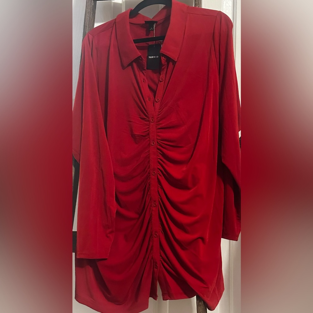 NWT Torrid Rouched Button Down Blouse